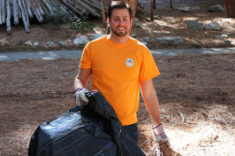 student volunteer in california forests