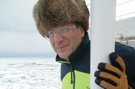 Larry Mayer, director of the UNH School of Marine Science and Ocean Engineering and the Center for Coastal and Ocean Mapping