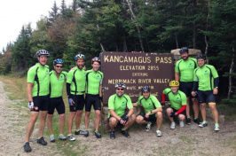 Group of alums gather at the Kanca sign 