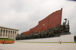 a large sculpture in North Korea (STEPHAN) VIA FLICKR/CC