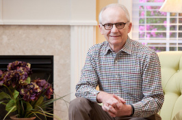 UNH alumnus Bob Winot, photo by Jessica Milligan