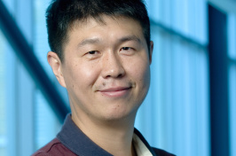 Xiaowei Teng, associate professor of chemical engineering