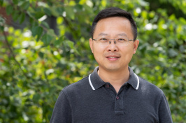 UNH researcher Gonghu Li