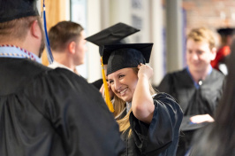 2018 graduates of UNH Manchester at commencement