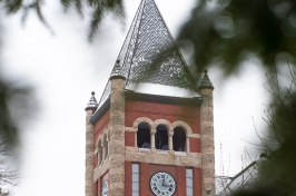 A view of UNH's Thompson Hall 