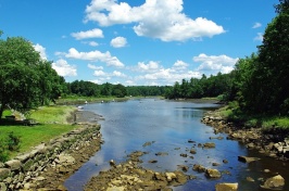 EPA Recognizes UNH Researchers for Innovative Technology Used to Monitor Water Quality