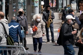 Image of a busy street in NY