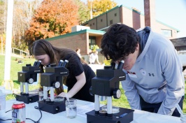 COLSA Grad Student Leads 'Day as a Scientist' Event for Manchester High Schoolers