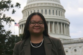 UNH student Jill Mundung in front of the U.S. Capitol