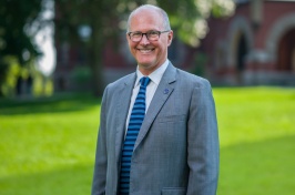 UNH President James W. Dean to Retire in 2024