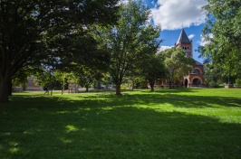 summer shot of Thompson Hall