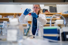 Kennedy McGrath working in the lab