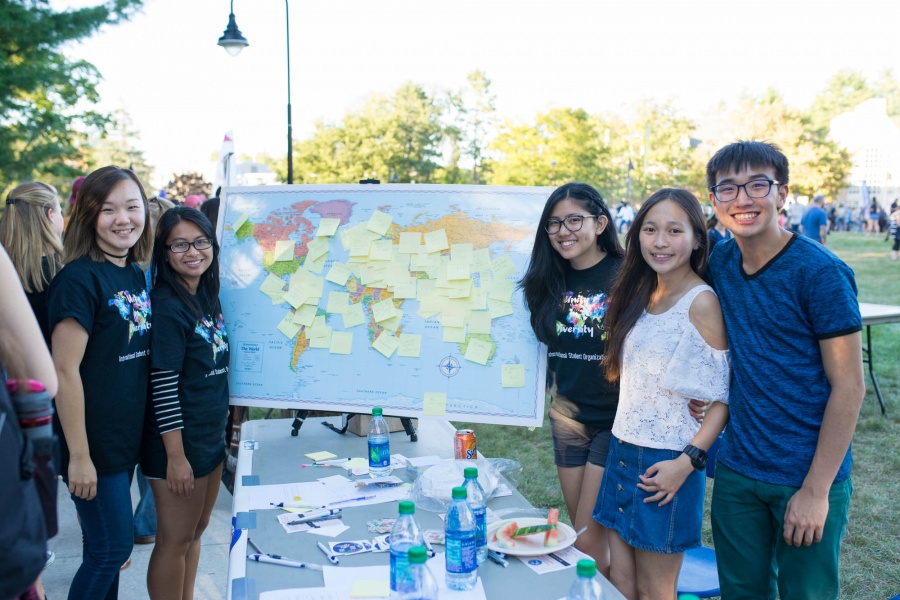 UNH students at University Day