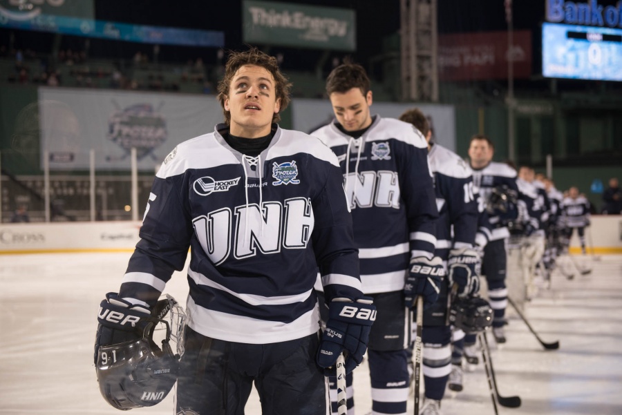 unh hockey jersey