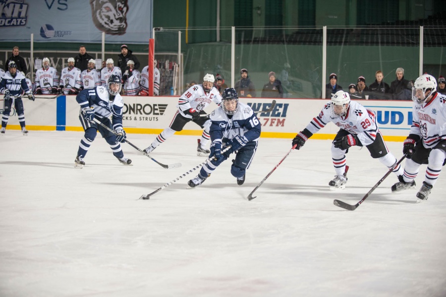 UNH Frozen Fenway