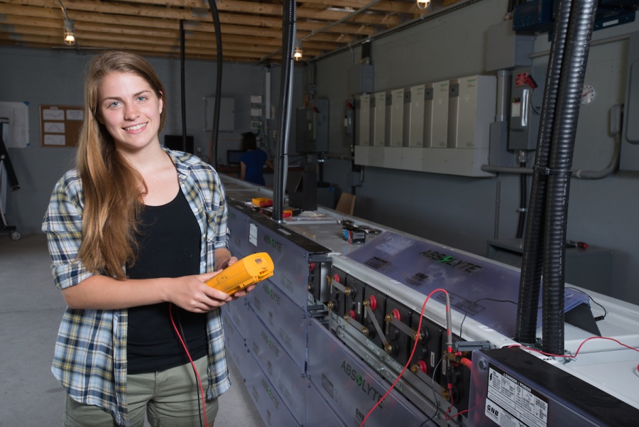 UNH Shoals Marine Laboratory sustainable engineering interns