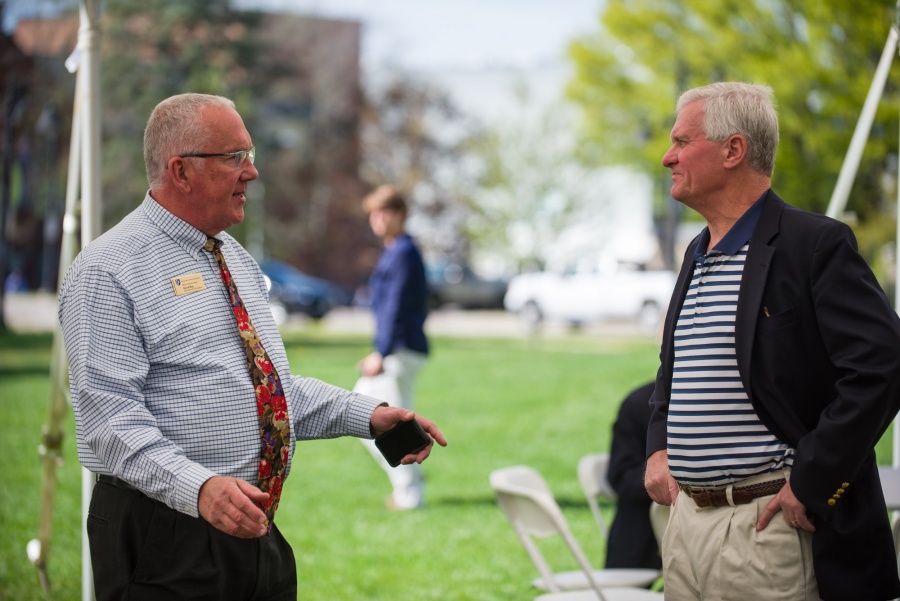 Outgoing UNH president Mark Huddleston with campus community members