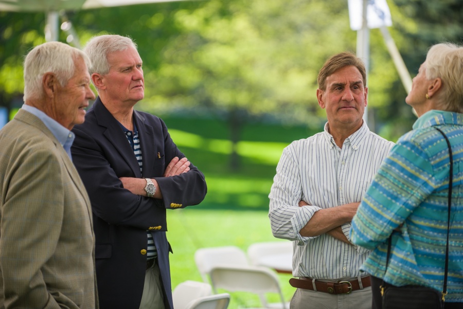 Outgoing UNH president Mark Huddleston with campus community members