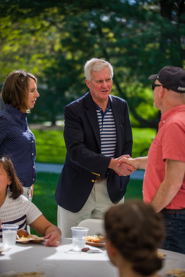 Outgoing UNH president Mark Huddleston with campus community members