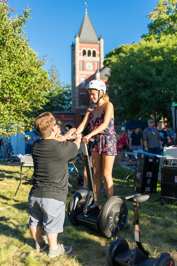 UNH students at University Day