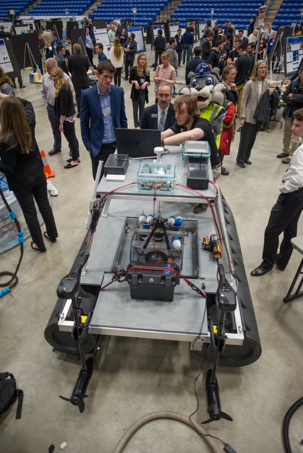 A University of New Hampshire student presenting research results during the 2018 Interdisciplinary Science and Engineering Symposium, part of the annual UNH Undergraduate Research Conference