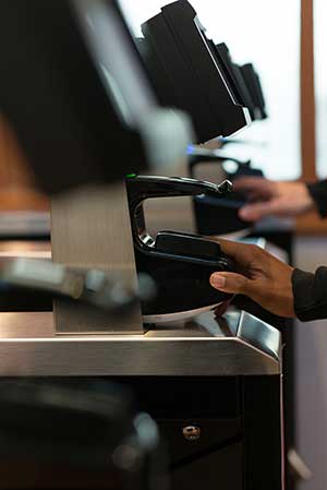 biometric scanner at UNH dining hall