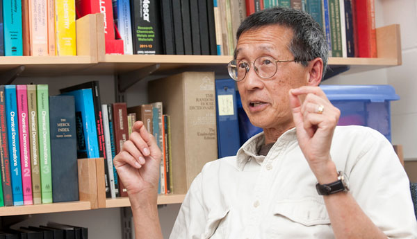 Ed Wong with students