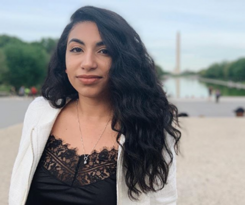 Washington Program Student at the Washington Monument